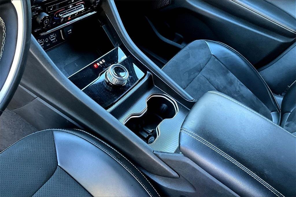 used 2024 Jeep Grand Cherokee L car, priced at $30,211