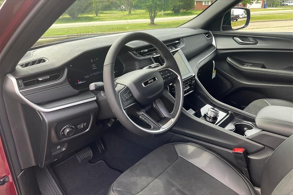 new 2025 Jeep Grand Cherokee L car, priced at $44,832