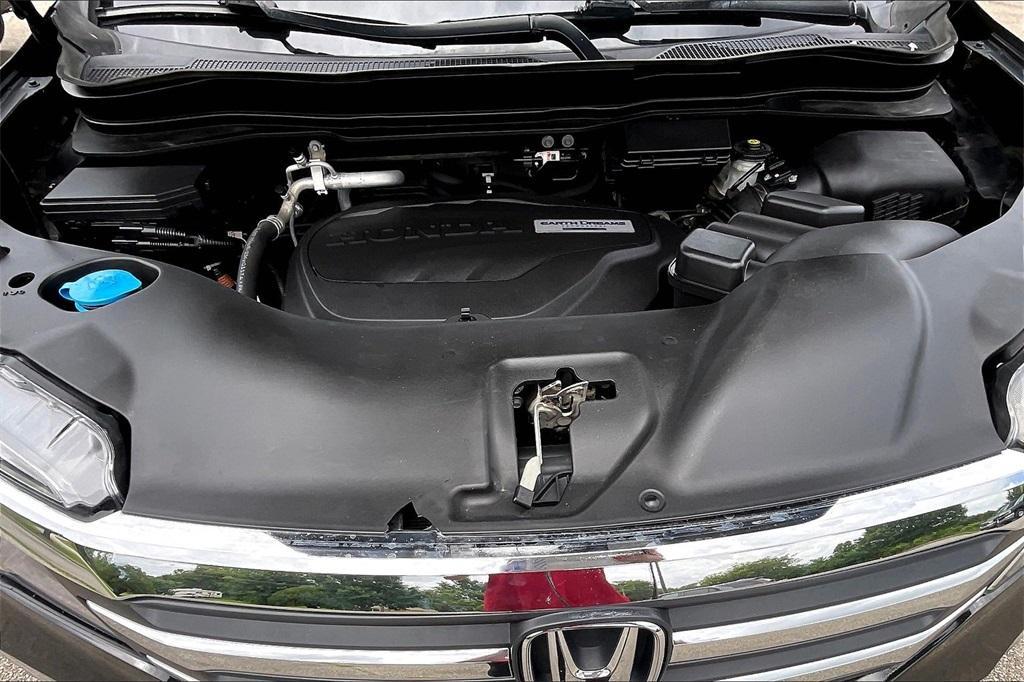 used 2017 Honda Pilot car, priced at $20,871