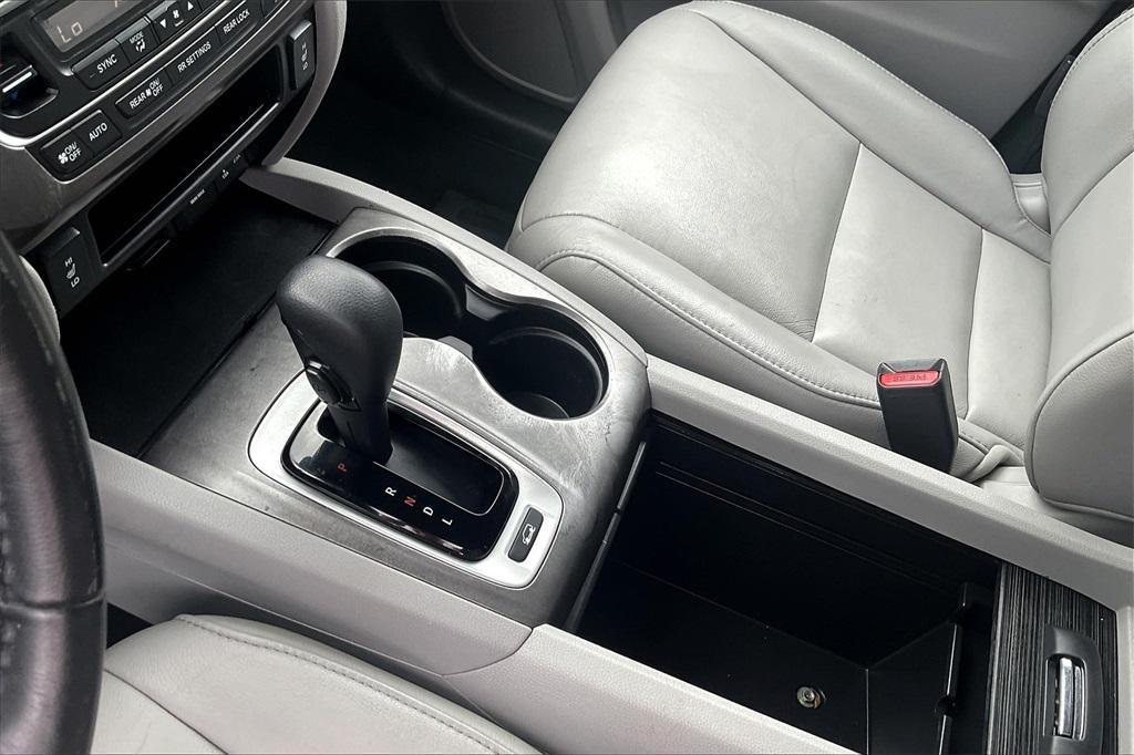 used 2017 Honda Pilot car, priced at $20,871