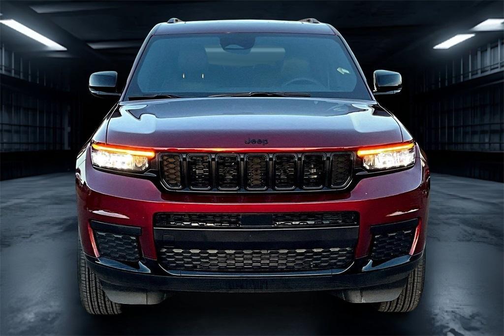 used 2025 Jeep Grand Cherokee L car, priced at $40,711