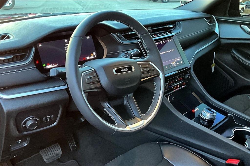 used 2025 Jeep Grand Cherokee L car, priced at $40,711