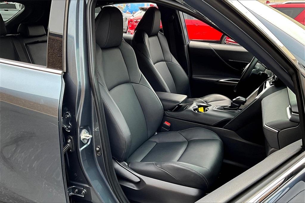 used 2024 Toyota Venza car, priced at $35,511