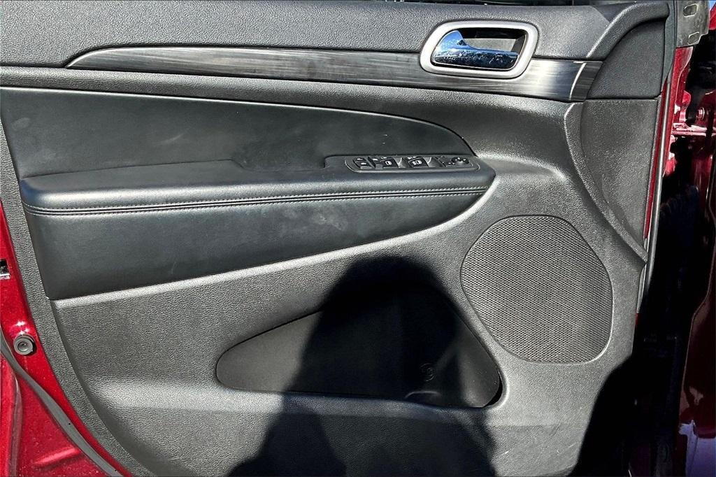 used 2019 Jeep Grand Cherokee car, priced at $19,811