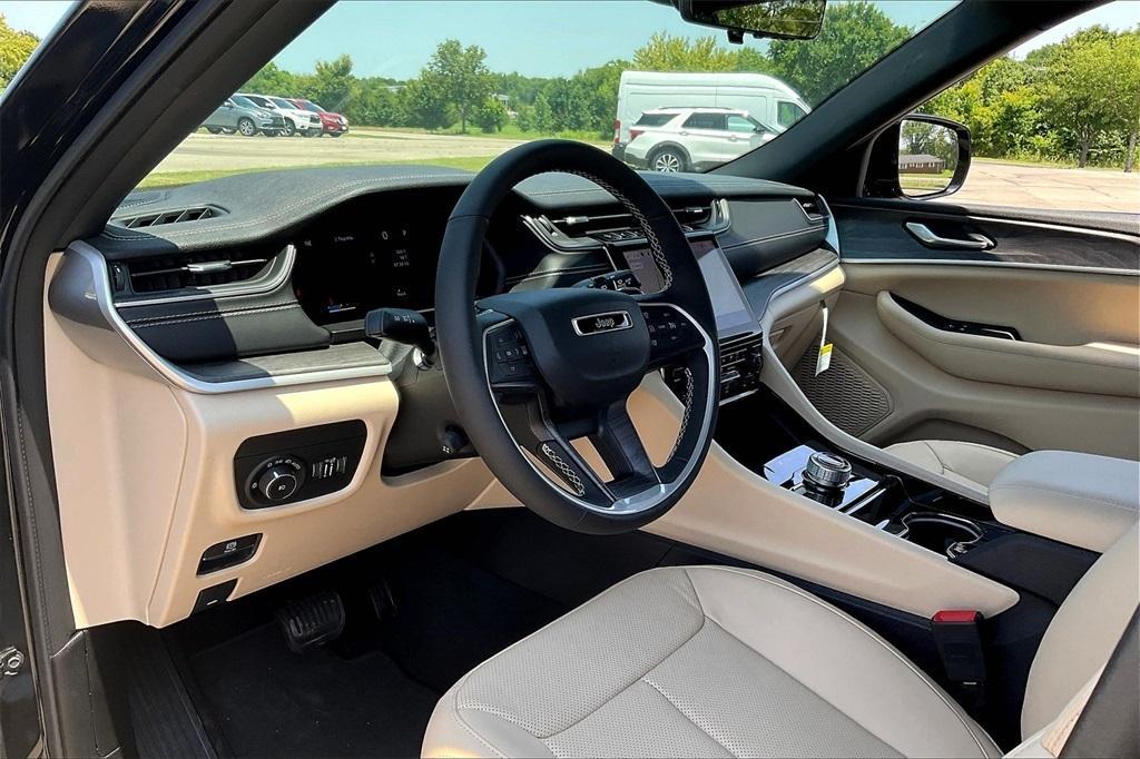 new 2023 Jeep Grand Cherokee L car, priced at $51,357