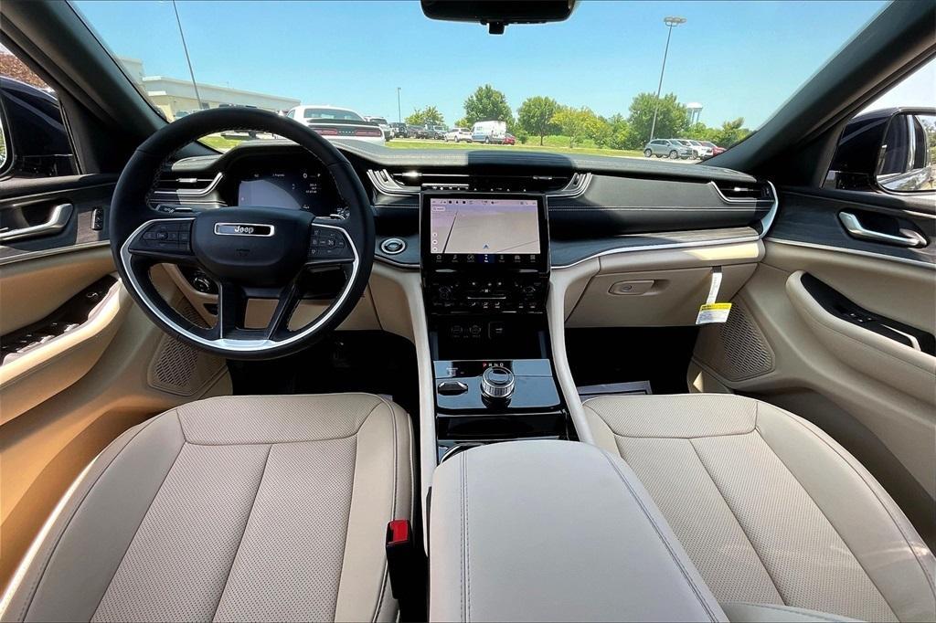 new 2023 Jeep Grand Cherokee L car, priced at $51,357