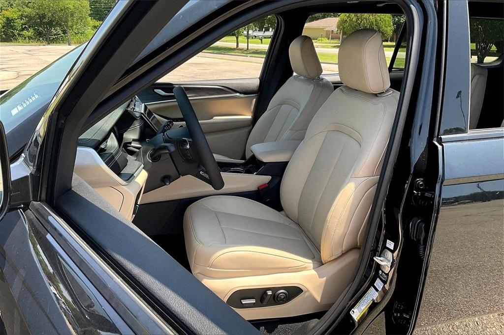 new 2023 Jeep Grand Cherokee L car, priced at $51,357