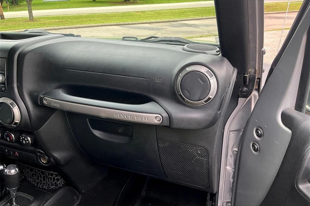 used 2016 Jeep Wrangler Unlimited car, priced at $17,911