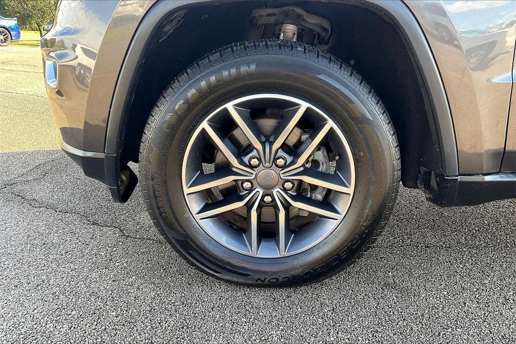 used 2019 Jeep Grand Cherokee car, priced at $19,411