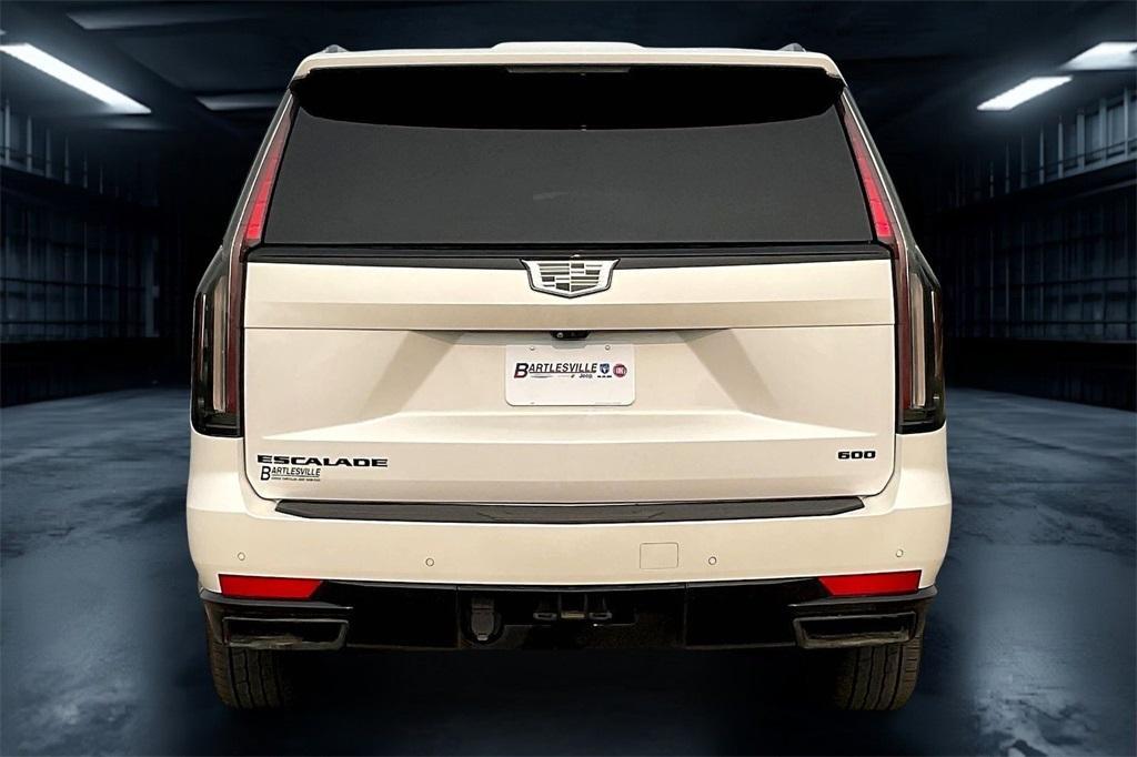 used 2022 Cadillac Escalade ESV car, priced at $59,011