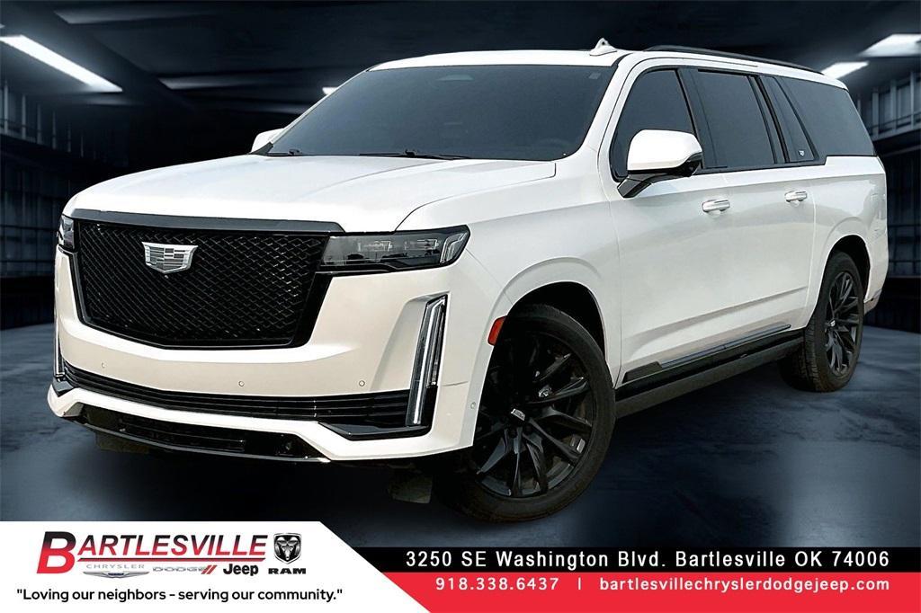used 2022 Cadillac Escalade ESV car, priced at $59,011