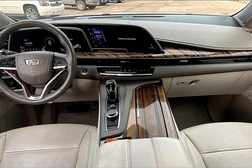 used 2022 Cadillac Escalade ESV car, priced at $63,211