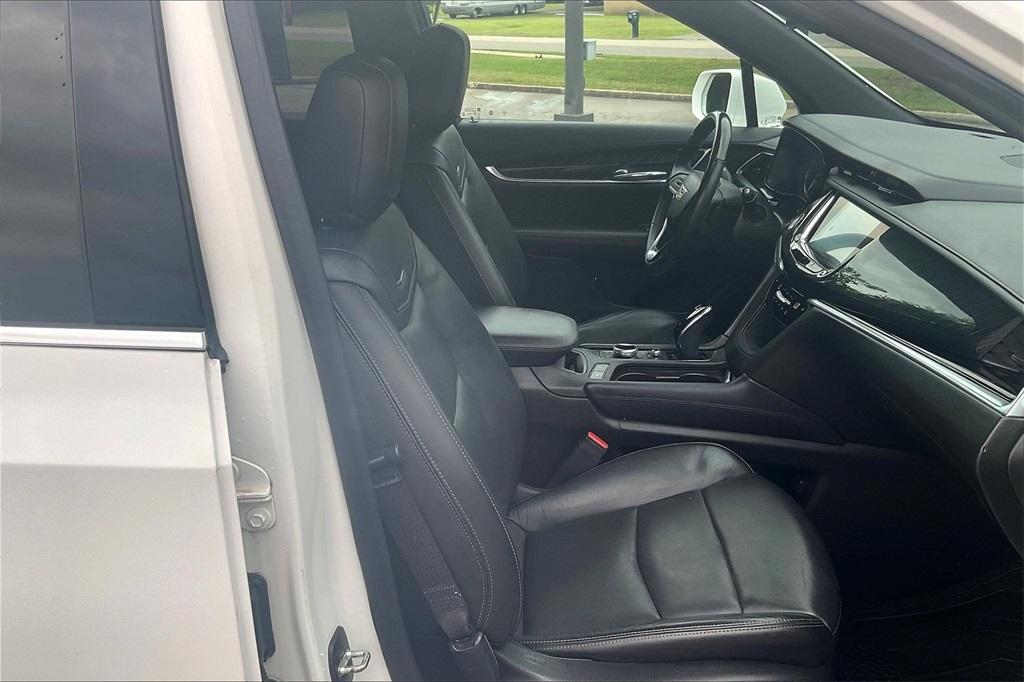 used 2020 Cadillac XT6 car, priced at $27,211