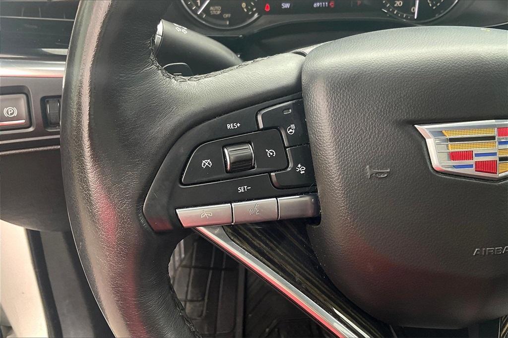 used 2020 Cadillac XT6 car, priced at $27,911
