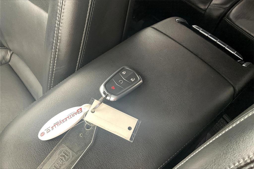 used 2020 Cadillac XT6 car, priced at $27,911