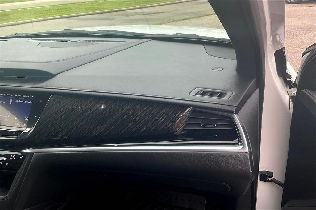 used 2020 Cadillac XT6 car, priced at $27,911