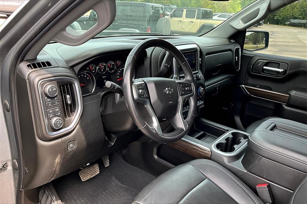 used 2021 Chevrolet Silverado 1500 car, priced at $40,611