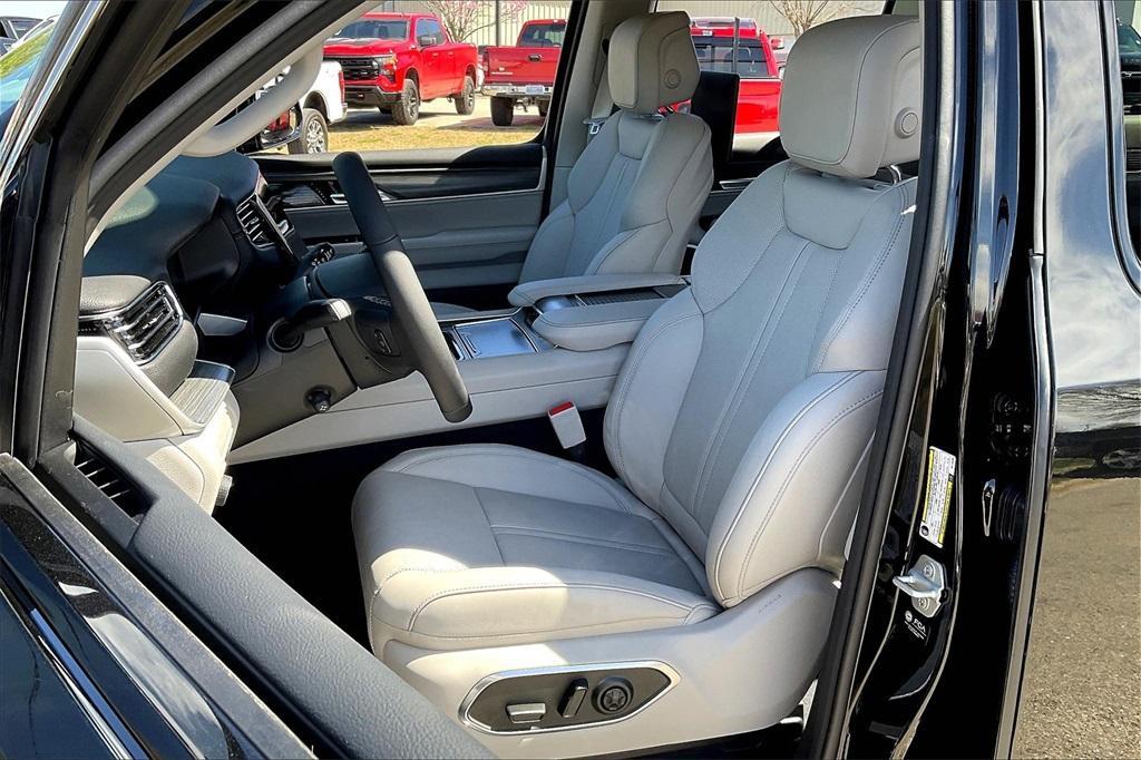 new 2024 Jeep Wagoneer car, priced at $83,998