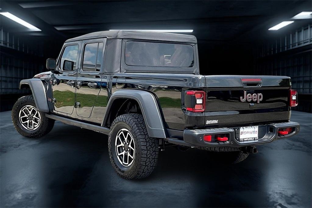 new 2025 Jeep Gladiator car, priced at $51,170