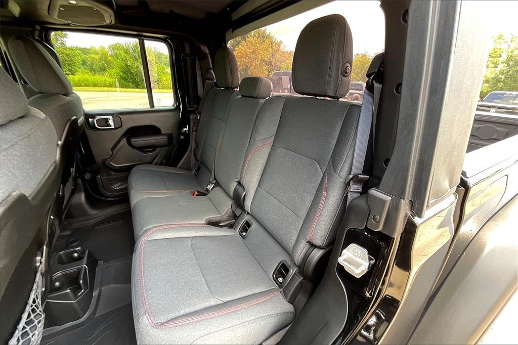 new 2025 Jeep Gladiator car, priced at $51,170