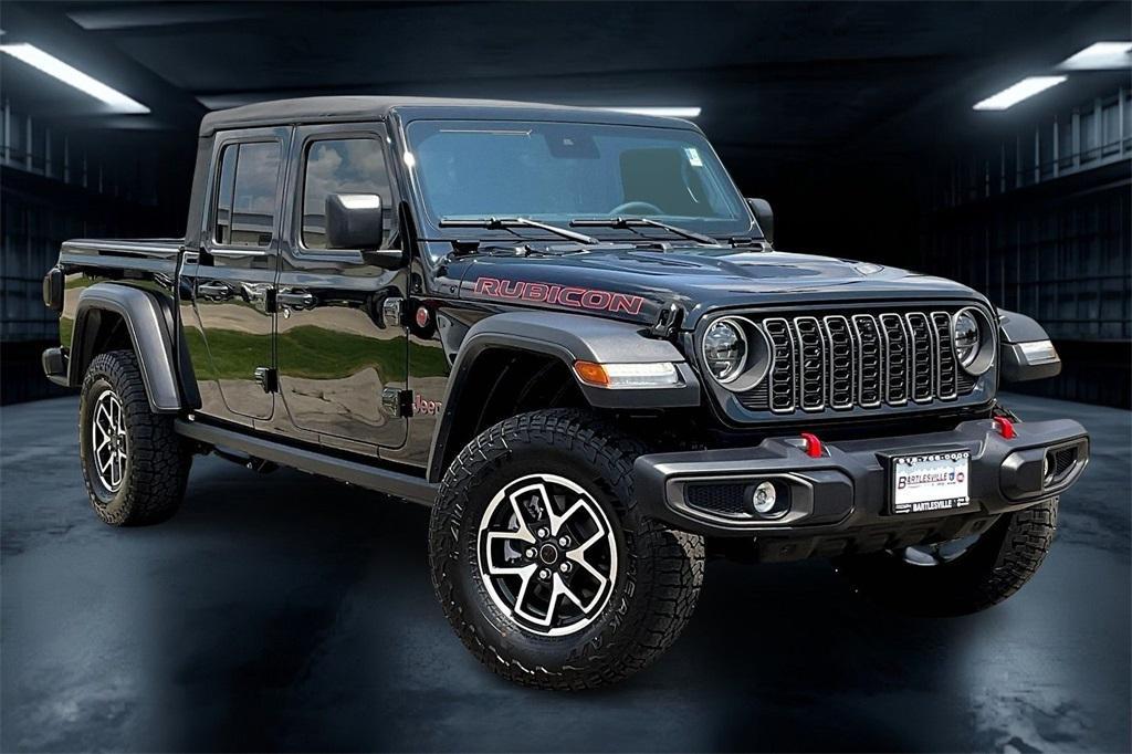new 2025 Jeep Gladiator car, priced at $51,170