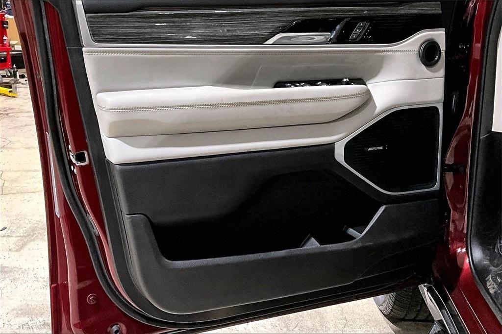 used 2022 Jeep Wagoneer car, priced at $48,711