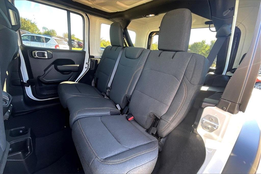 new 2025 Jeep Wrangler car, priced at $49,533