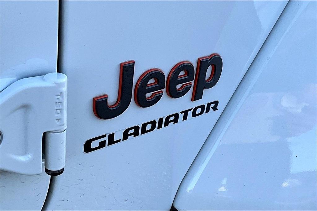 used 2021 Jeep Gladiator car, priced at $35,311