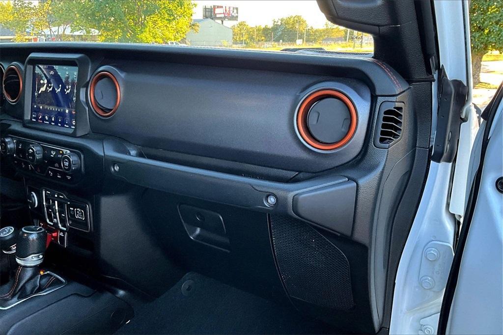 used 2021 Jeep Gladiator car, priced at $35,311