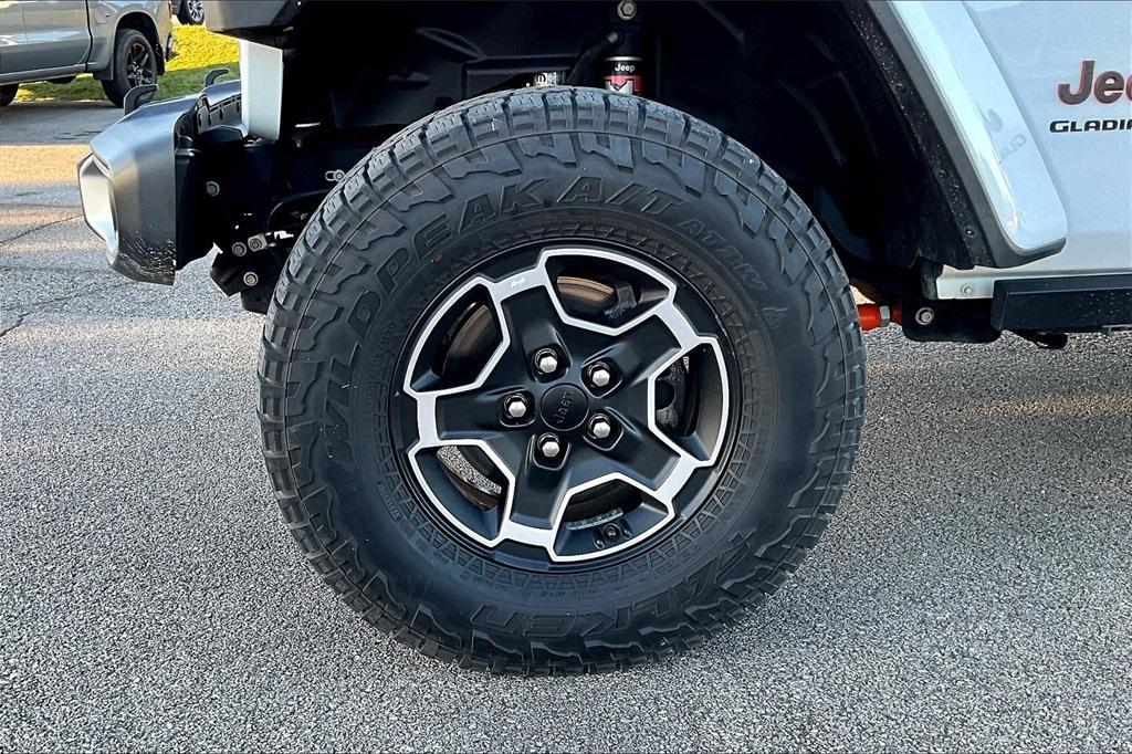 used 2021 Jeep Gladiator car, priced at $35,311