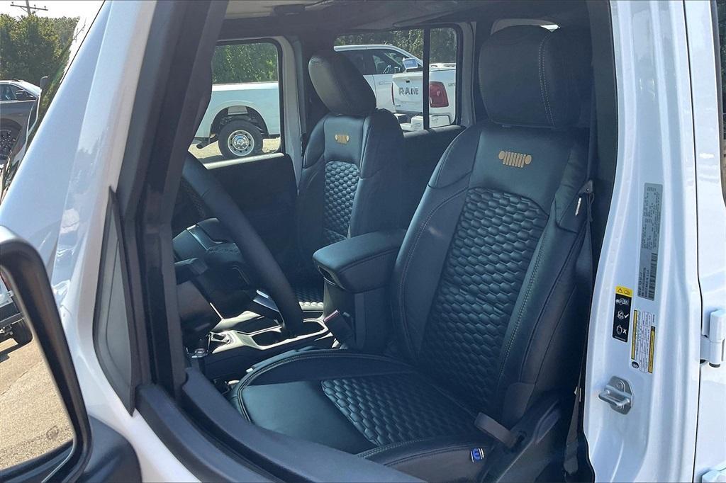 new 2025 Jeep Wrangler car, priced at $49,647