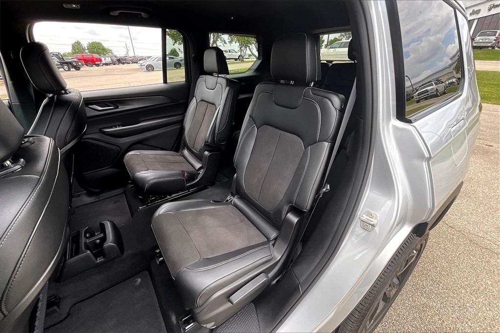 new 2023 Jeep Grand Cherokee L car, priced at $44,356