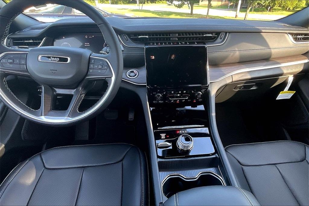 new 2025 Jeep Grand Cherokee L car, priced at $48,894