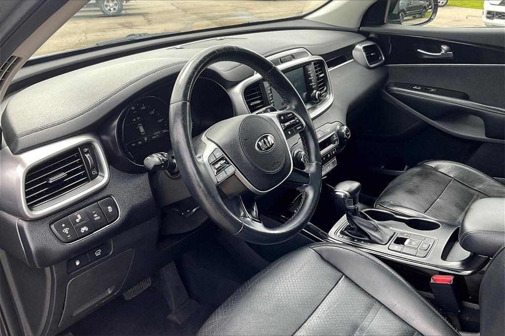 used 2019 Kia Sorento car, priced at $17,811