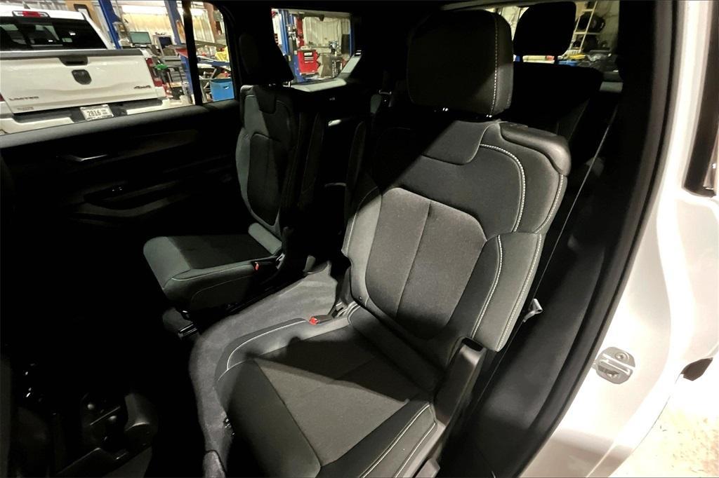 new 2025 Jeep Grand Cherokee L car, priced at $31,667