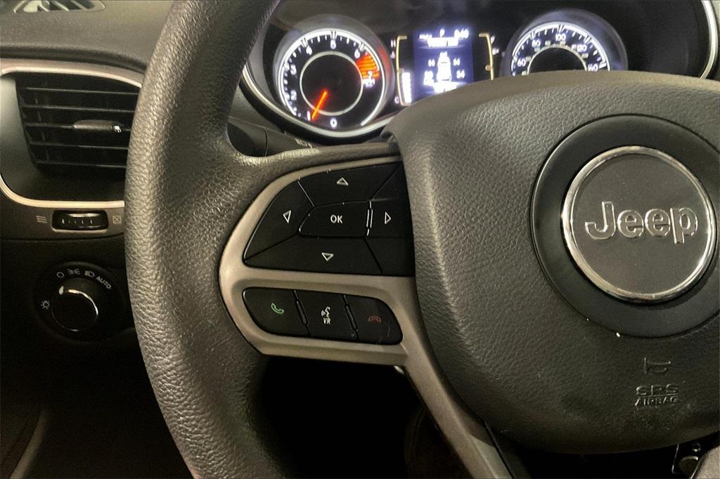 used 2020 Jeep Cherokee car, priced at $16,911