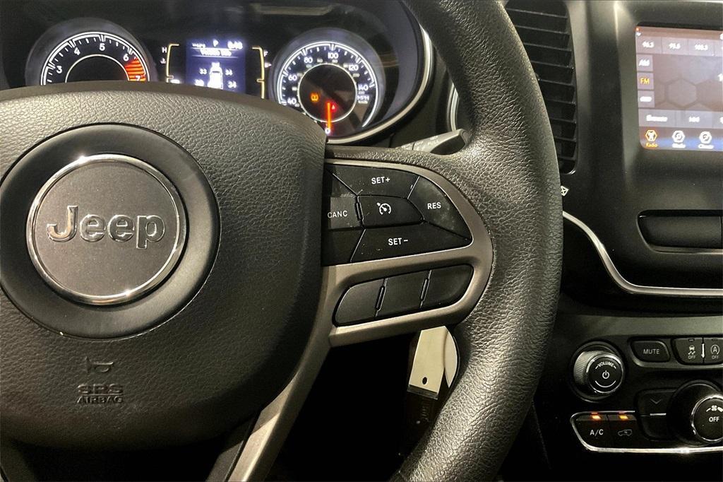 used 2020 Jeep Cherokee car, priced at $16,911
