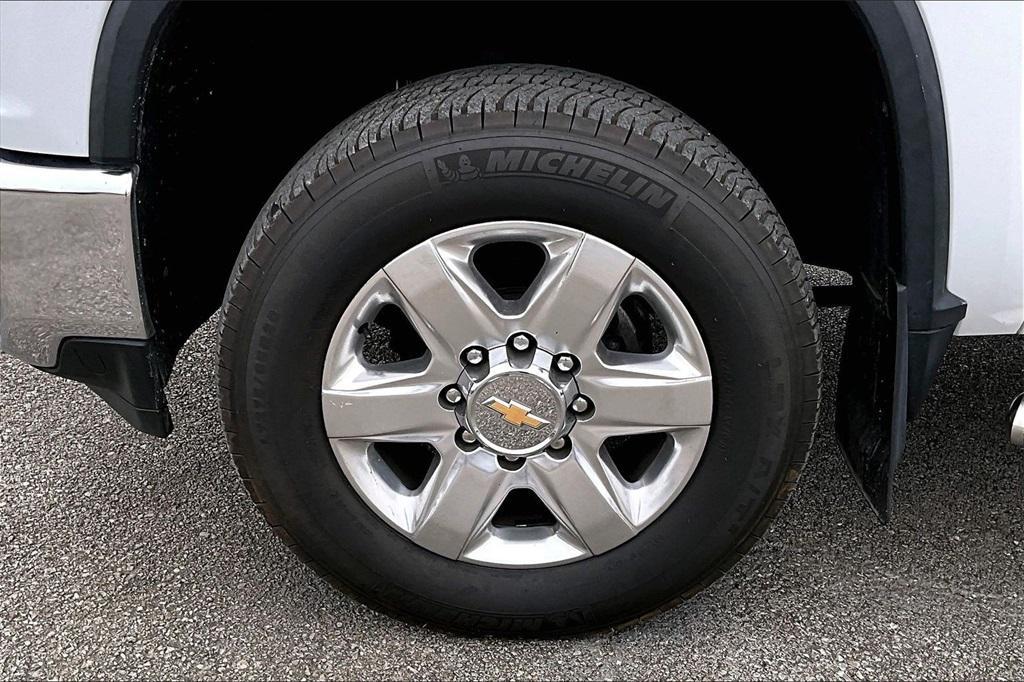 used 2021 Chevrolet Silverado 2500 car, priced at $44,611