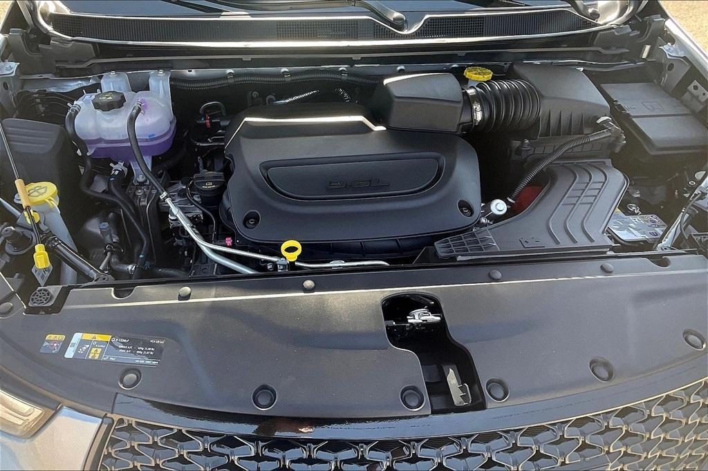 new 2026 Chrysler Pacifica car, priced at $45,304