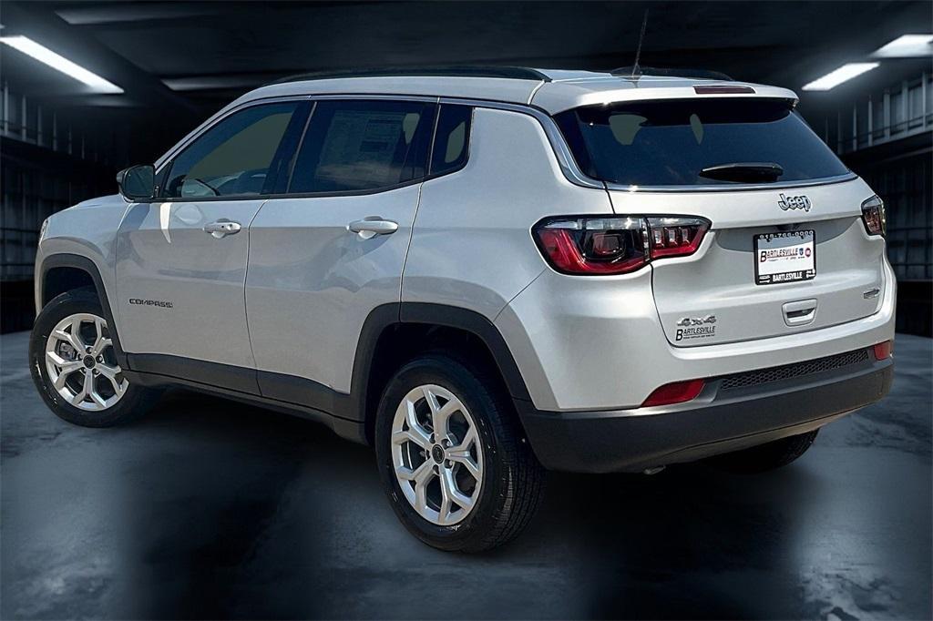 new 2025 Jeep Compass car, priced at $28,844