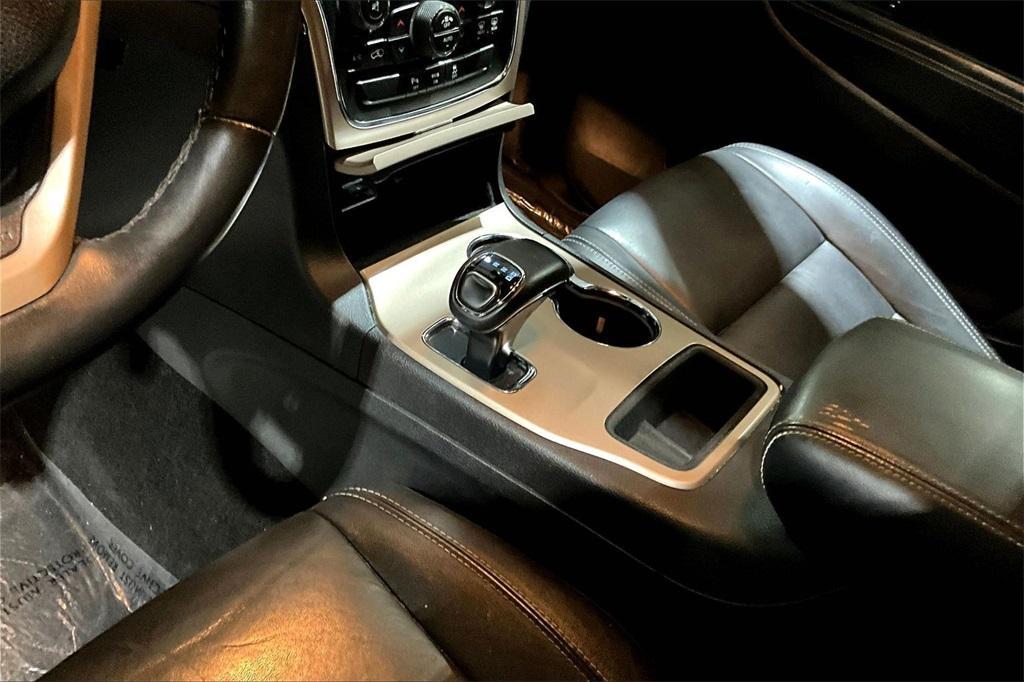 used 2015 Jeep Grand Cherokee car, priced at $13,911