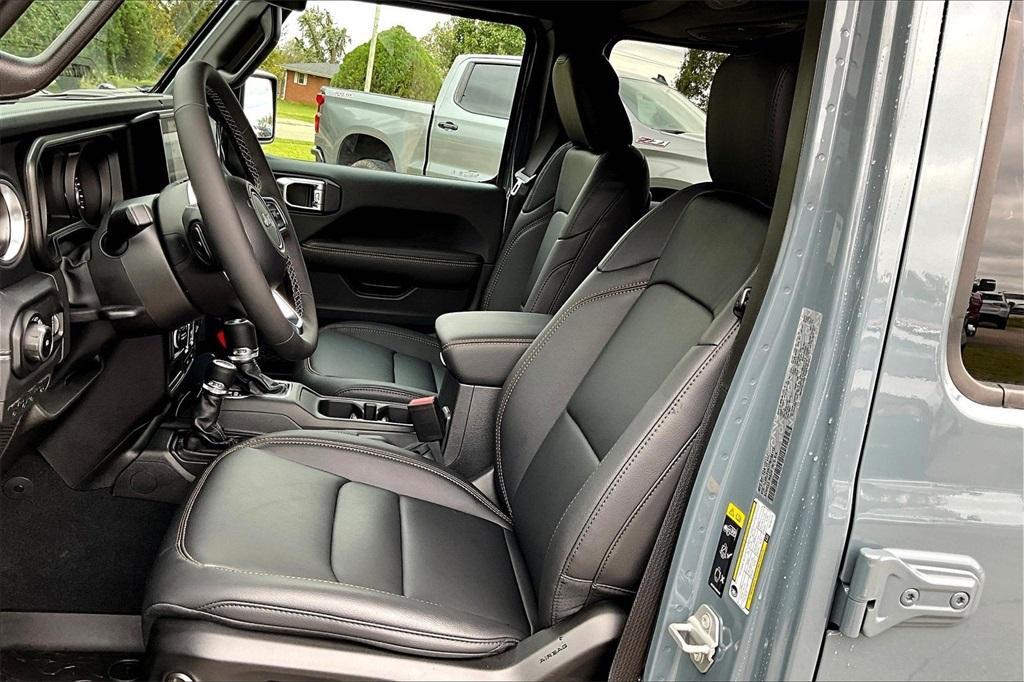 new 2026 Jeep Wrangler car, priced at $56,605