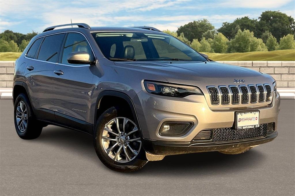 used 2020 Jeep Cherokee car, priced at $18,491