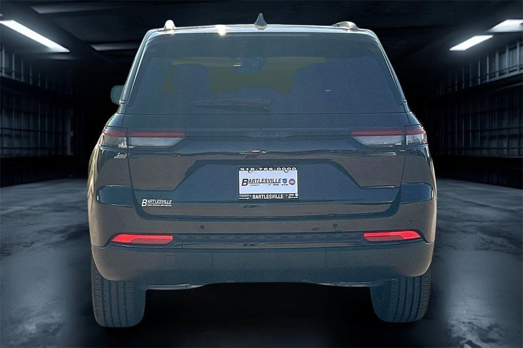 new 2025 Jeep Grand Cherokee car, priced at $38,869