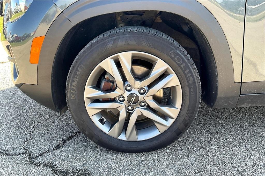 used 2023 Kia Seltos car, priced at $18,711
