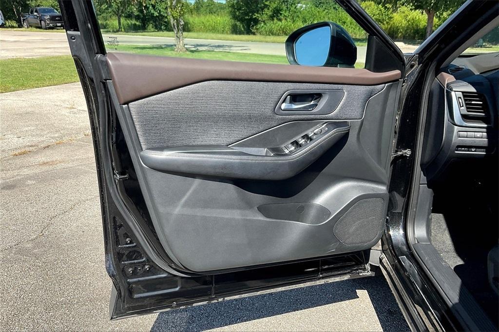 used 2023 Nissan Rogue car, priced at $20,211
