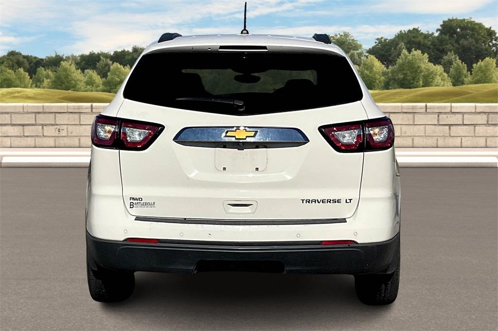 used 2015 Chevrolet Traverse car, priced at $10,500