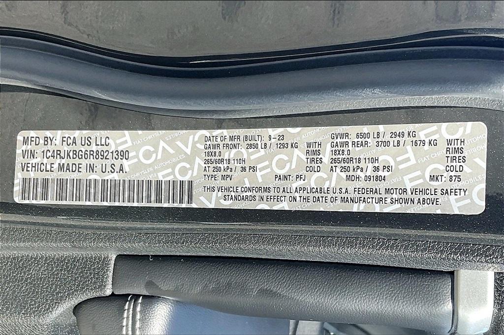 new 2024 Jeep Grand Cherokee L car, priced at $55,775