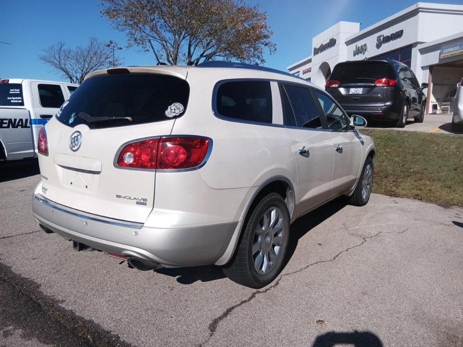 used 2010 Buick Enclave car, priced at $5,500