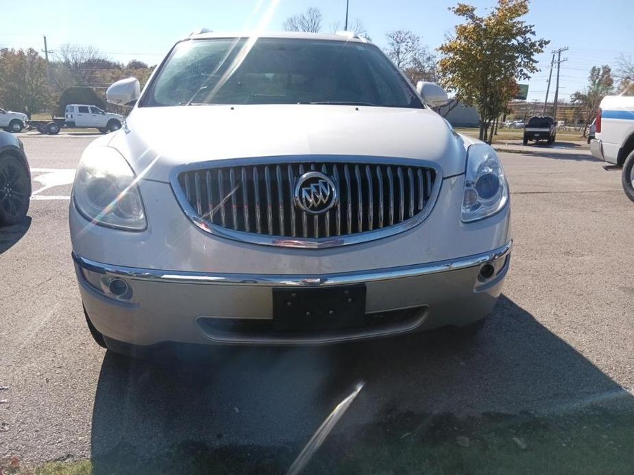 used 2010 Buick Enclave car, priced at $5,500